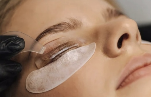 Stock image showing the results of a professional lash lift treatment