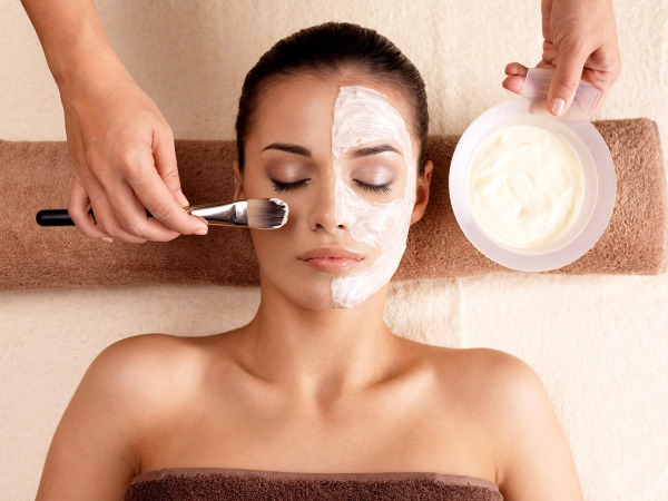 Custom facials for all skin types at Roses & Wallflowers Esthetics